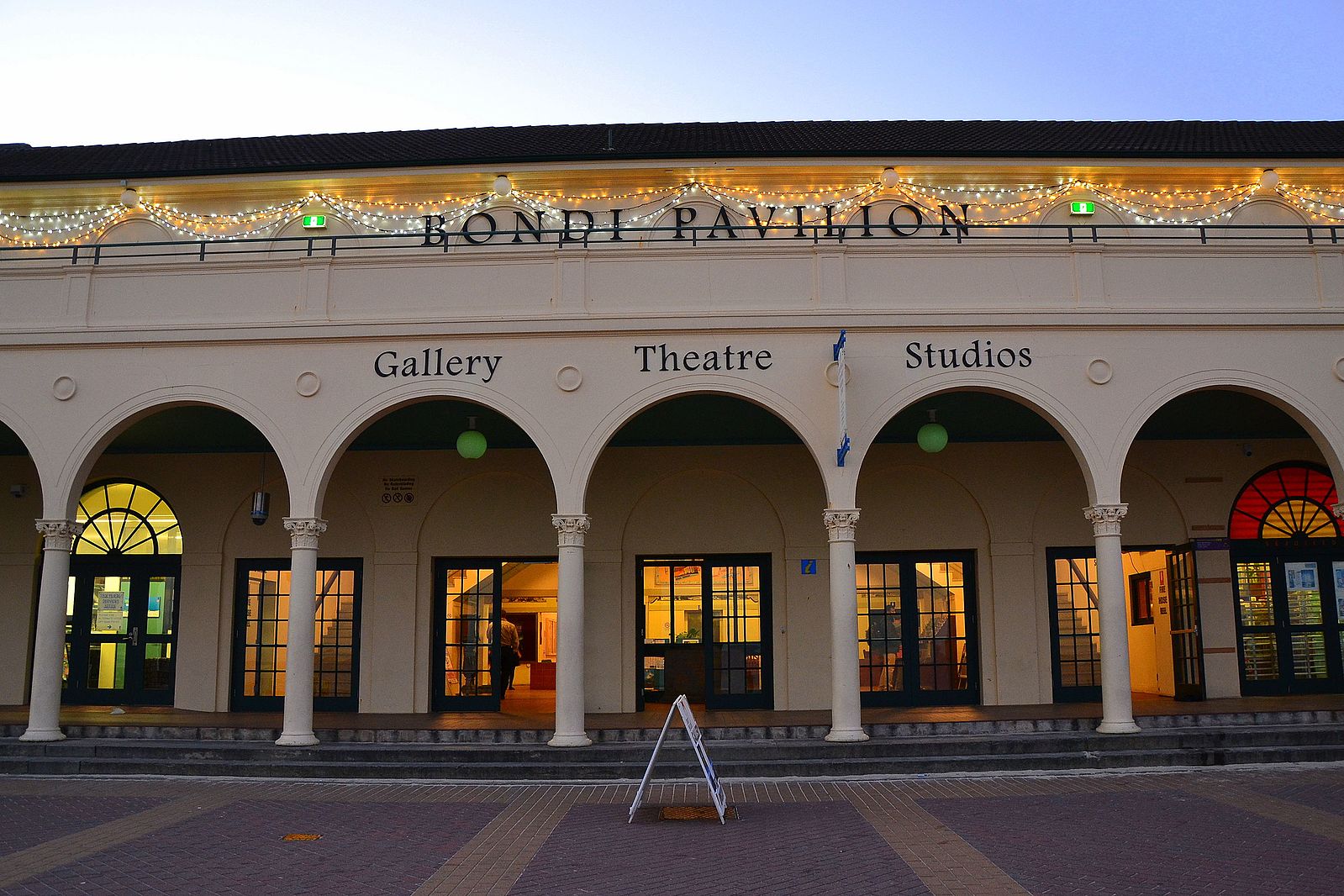 Bondi Pavilion restoration investigated as keeping place for Aboriginal artefacts