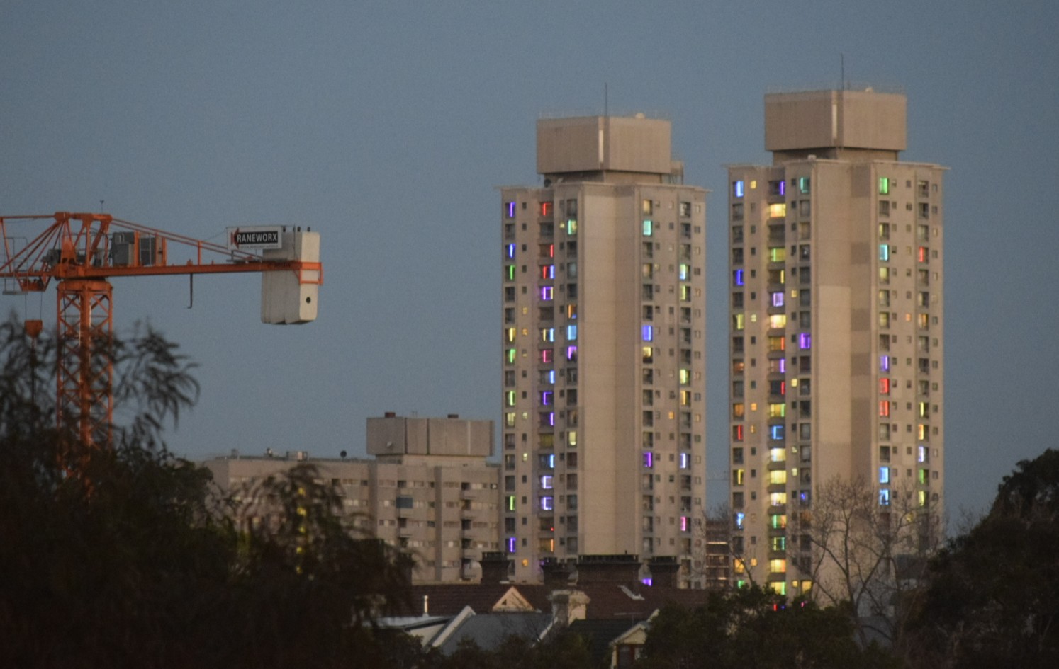 Sydney Lockdown: COVID-19 numbers surge through inner-city social and Aboriginal housing