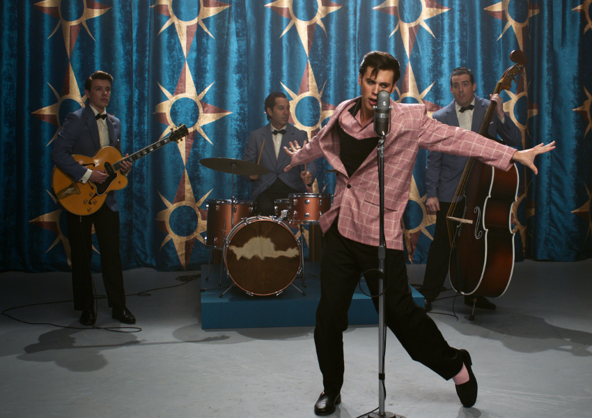 The King is back in Baz Luhrmann’s Elvis