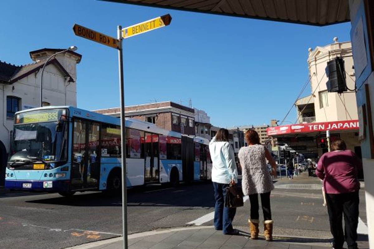 Transport for NSW to ban right-hand turns at Bondi Road intersection against community consultation