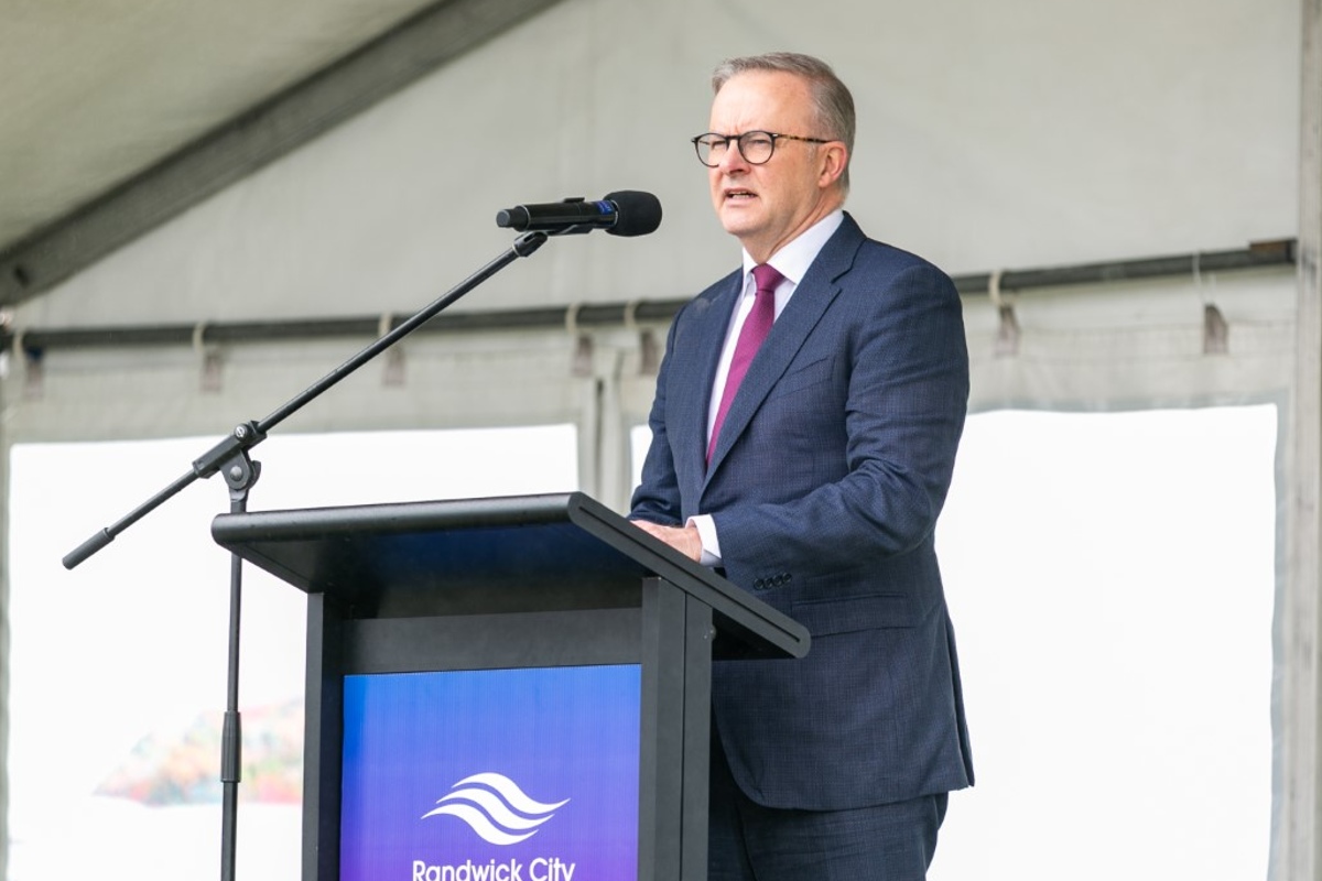 Twenty years on from the Bali Bombings, memorial held in Coogee to remember victims
