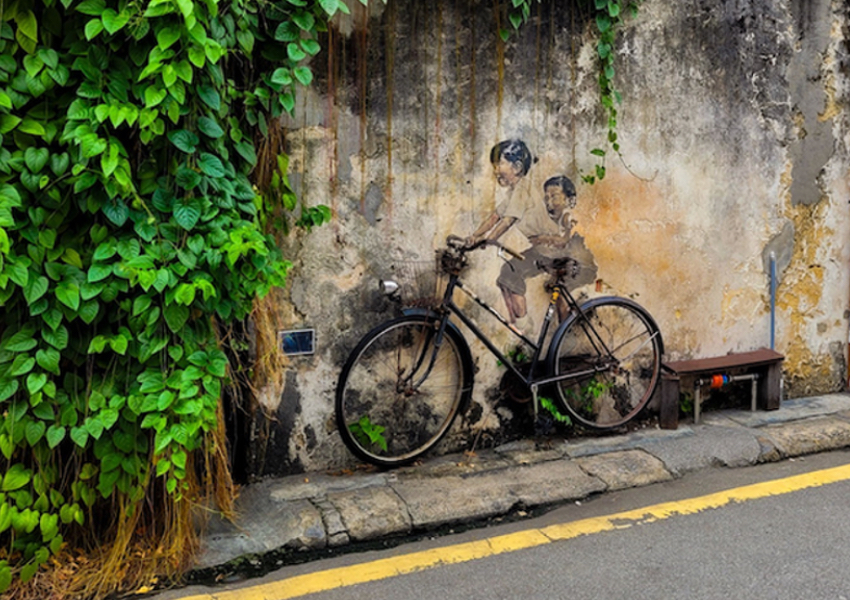 THE NAKED CITY: STREET ART VERSUS GRAFFITI