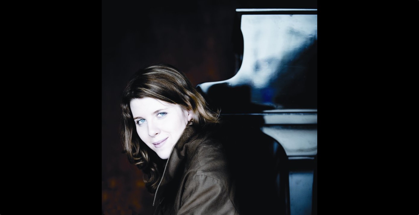 Polina Leschenko and the ACO perform Chopin