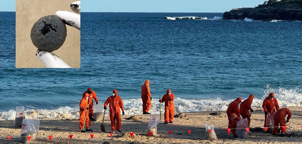 Scientists Uncover What The Mysterious Black Tar Balls on Sydney Beaches Were