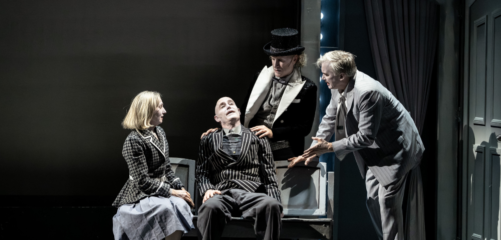 ‘The 39 Steps’ Is Equal Parts Hilarious And Impressive