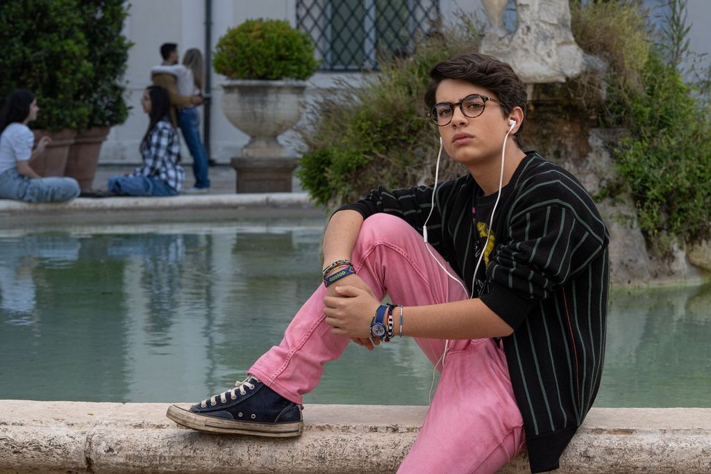 Cyberbullying’s Cruelty Echoes Forever in ‘The Boy With Pink Trousers’