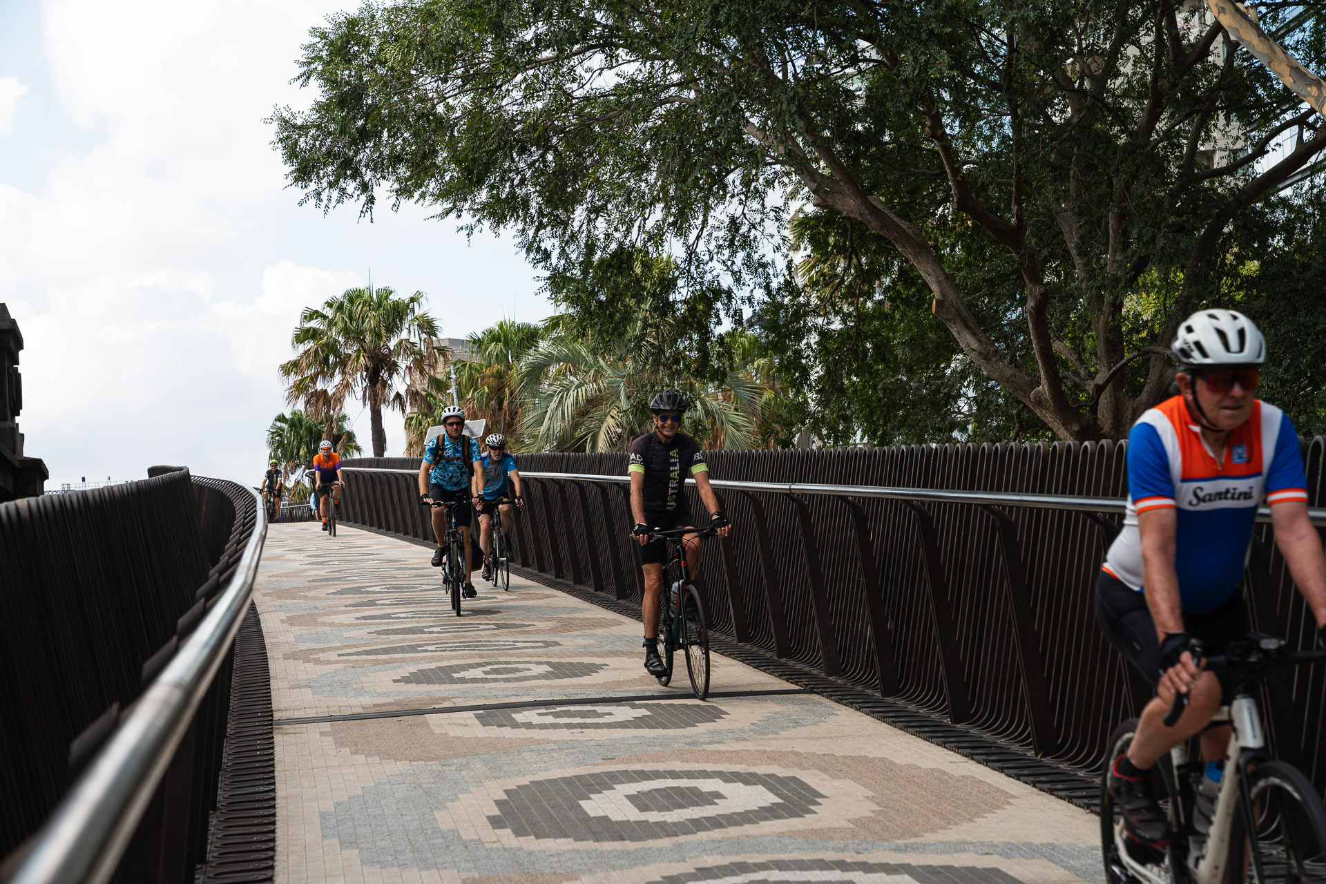 Lord Mayor Calls For Cycleway Ramp On Harbour Bridge’s Southern Side