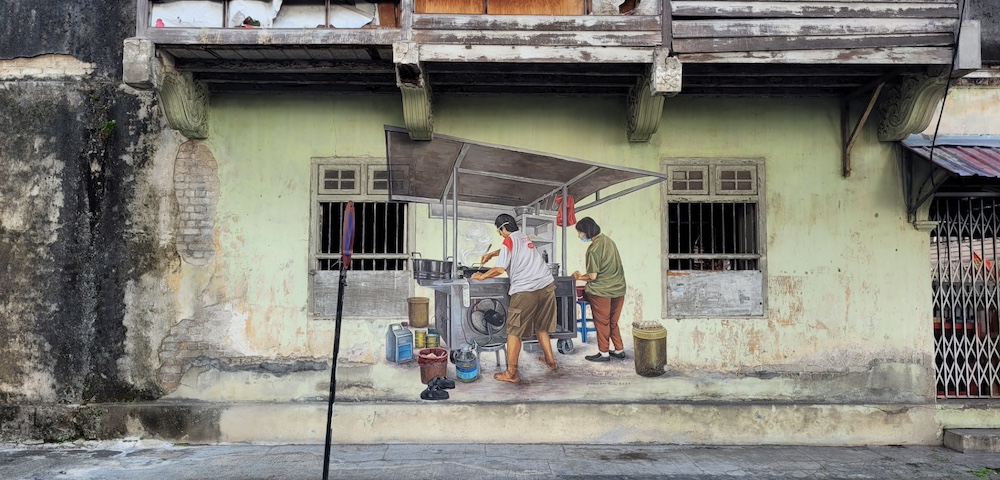 Street Art Versus Graffiti – Revisited (Naked City)