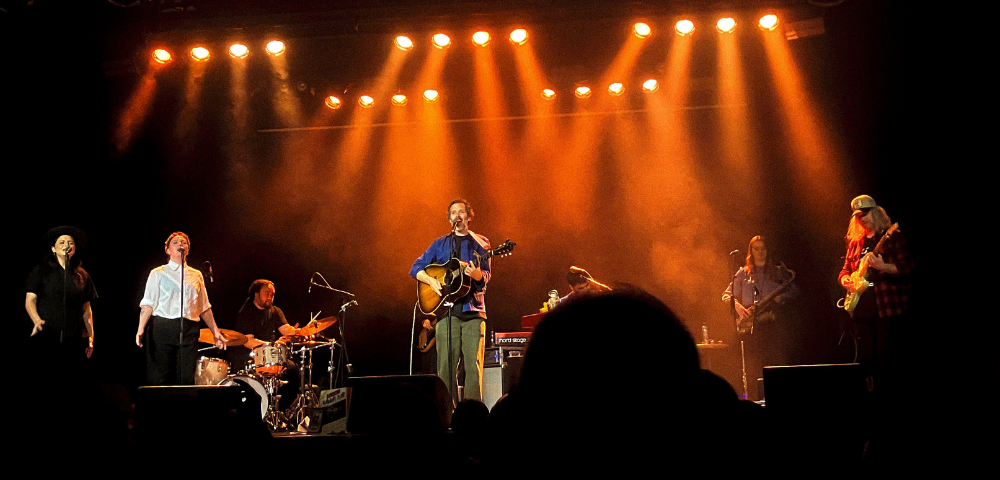 Bret McKenzie Chooses the Room Over the Spotlight at The Factory Theatre