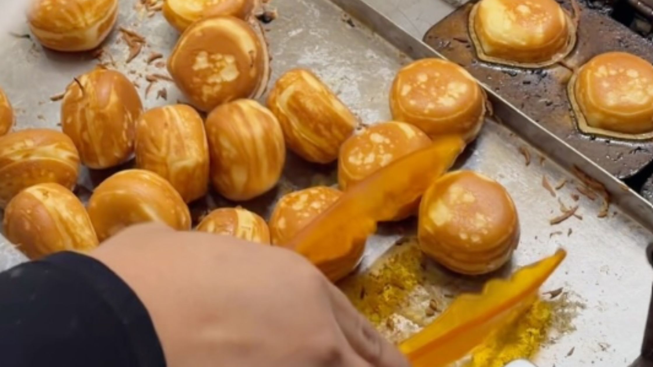 Emperor’s Garden, Sydney’s Iconic Custard Puff Vendor, Shut Down