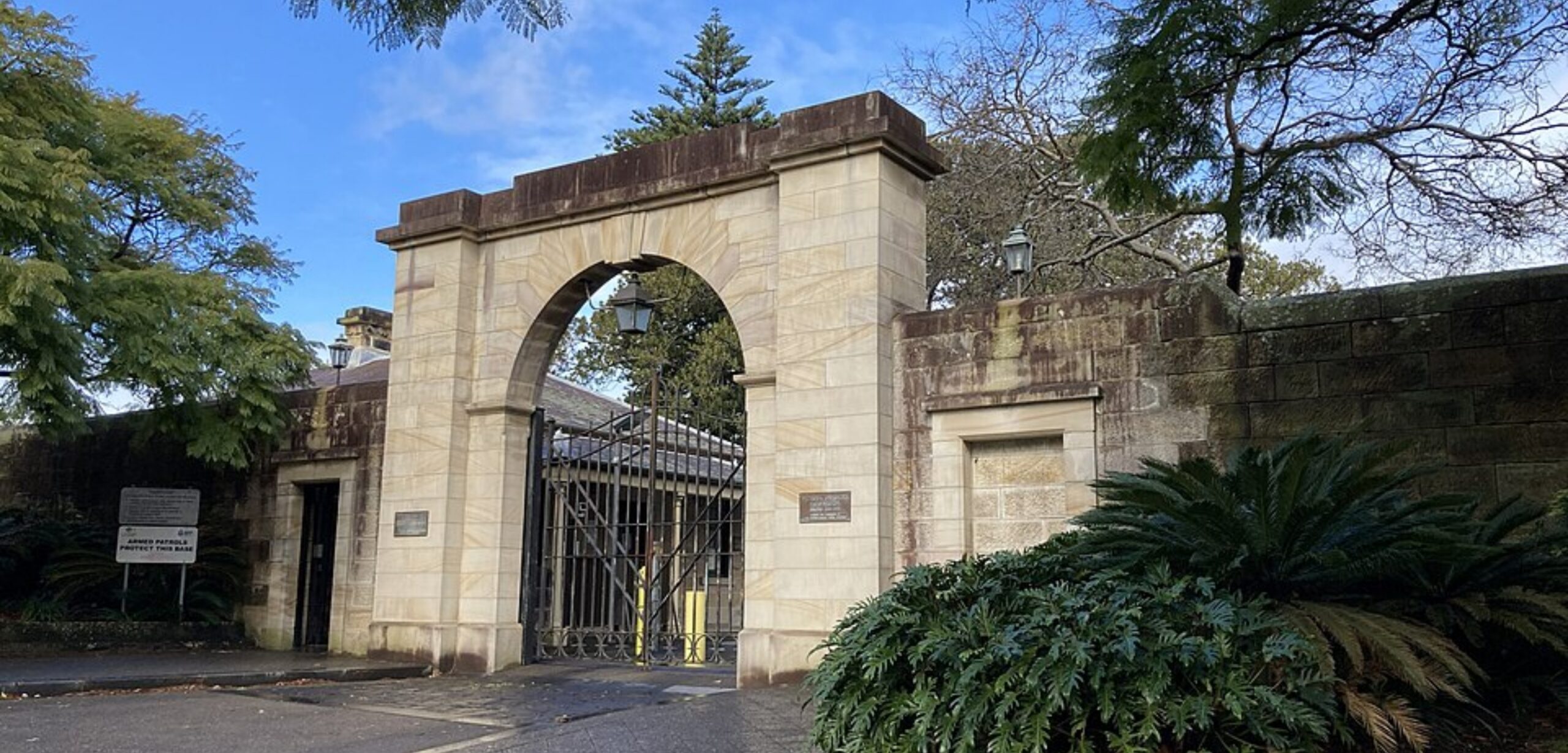 Coalition Bill Seeks To Block Albanese Government From Selling Victoria Barracks Sydney
