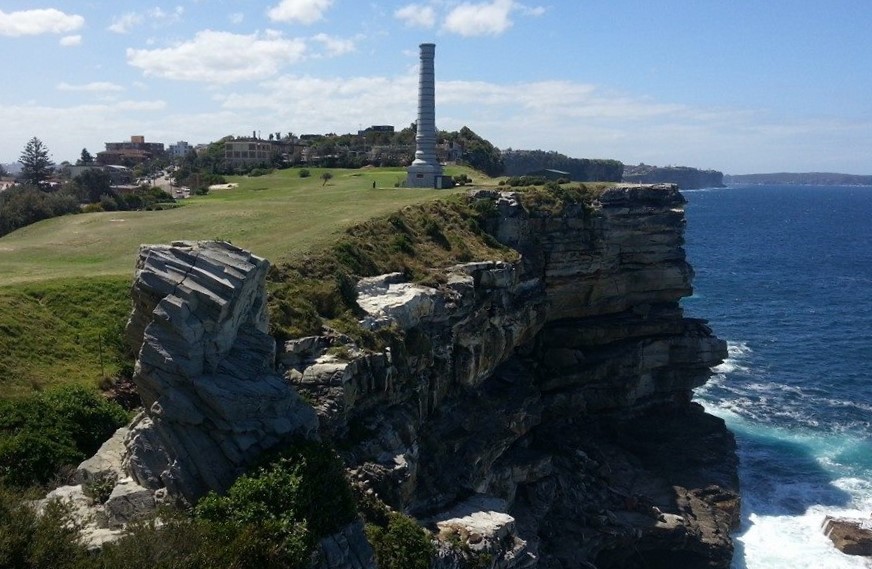 Fifty-year-old man dies after falling from North Bondi cliff