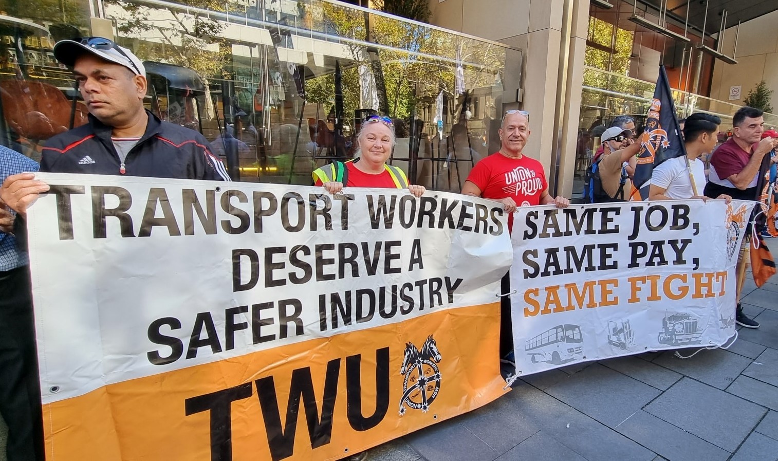 Transport workers gather at Martin Place for ‘safer and fairer’ bus standards