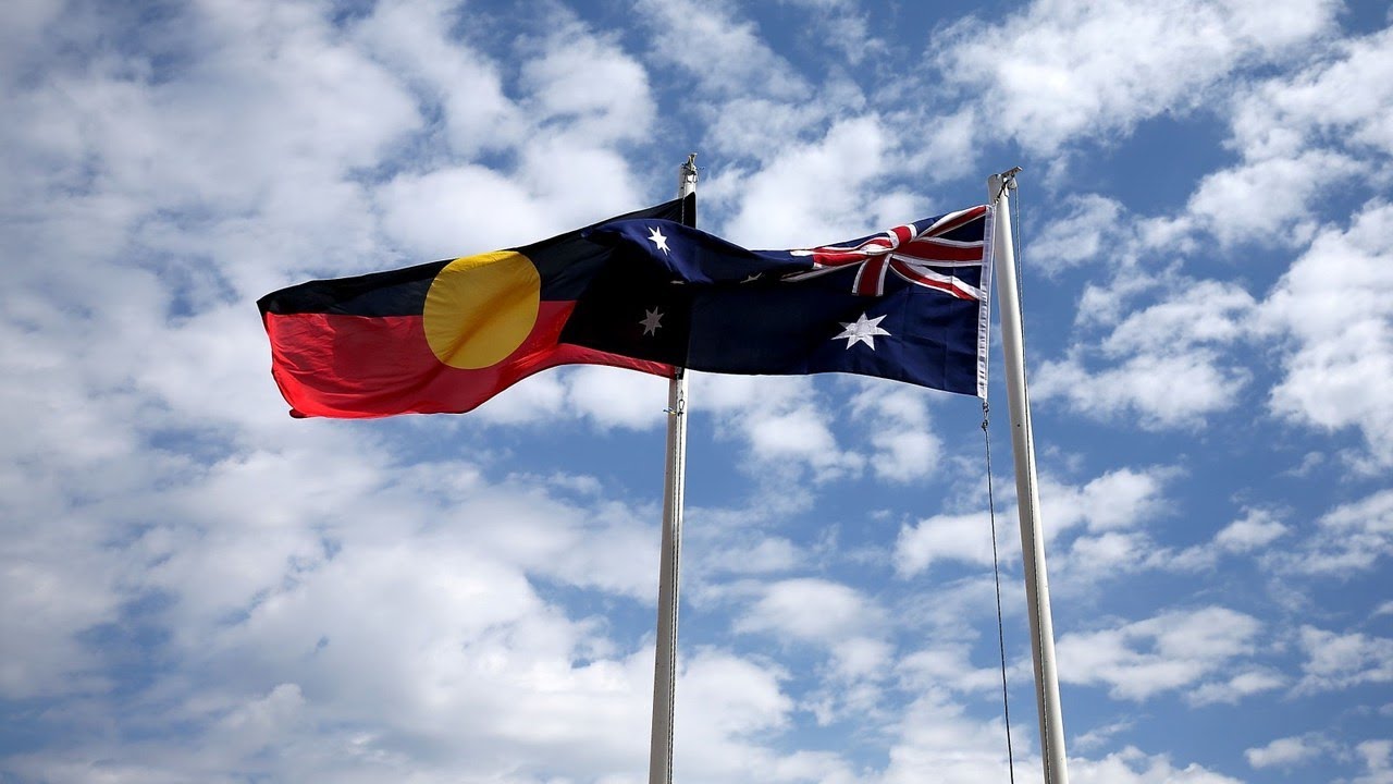 Push to preference Aboriginal flag over Australian fails in Sydney council