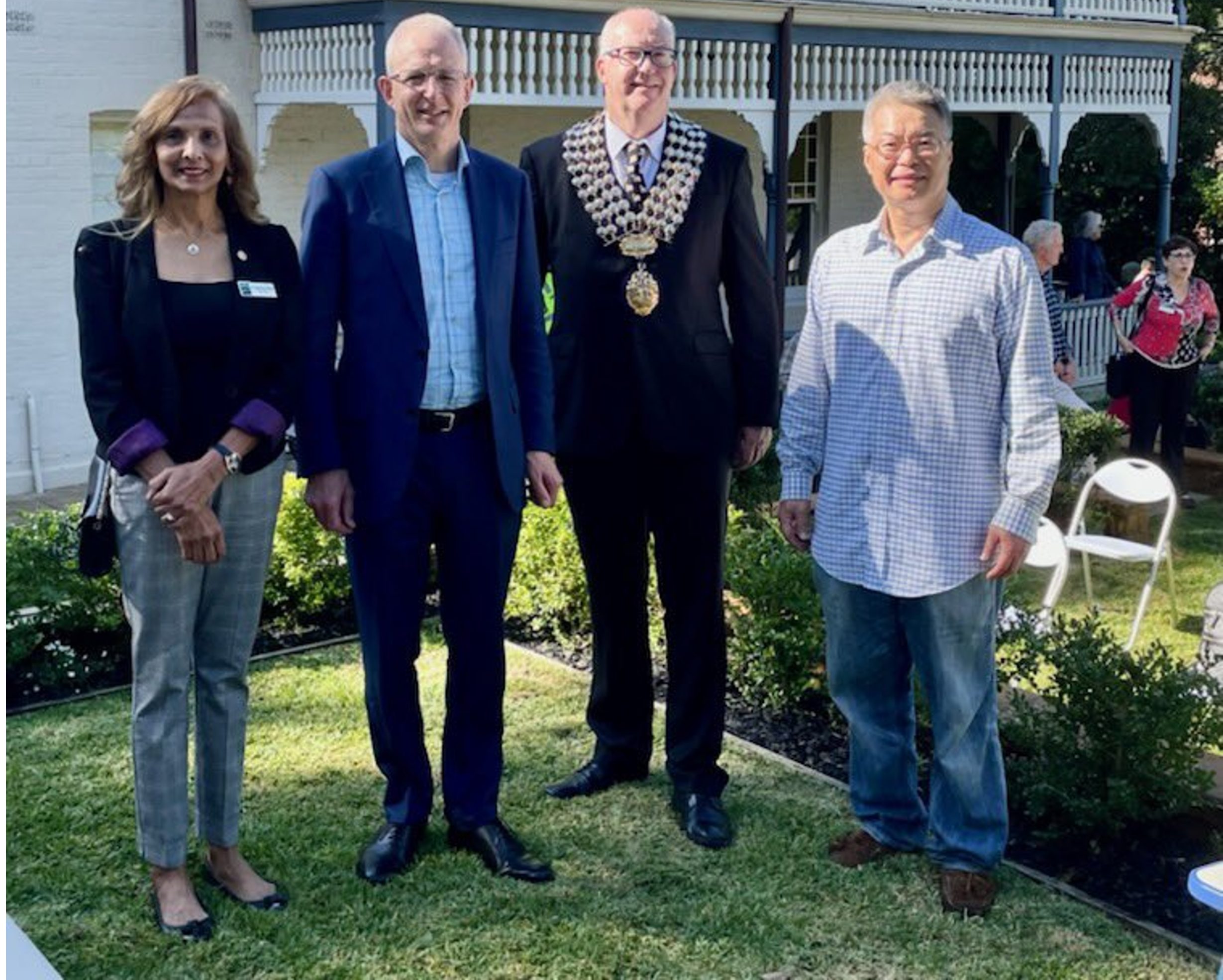Ku-ring-gai Mayor advocates for Australian literature during visit to historic ‘Woodlands’ house
