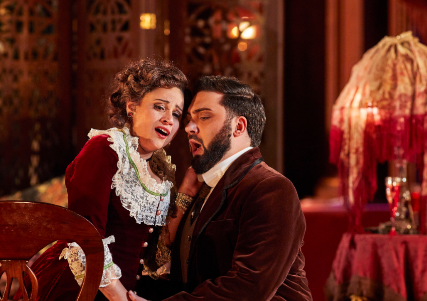 REVIEW: La Traviata