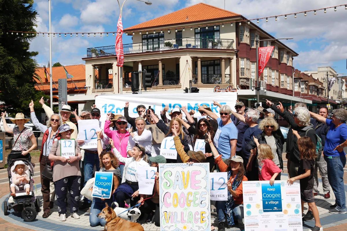 Coogee Bay Hotel developers given extension as community members left “in the dark”