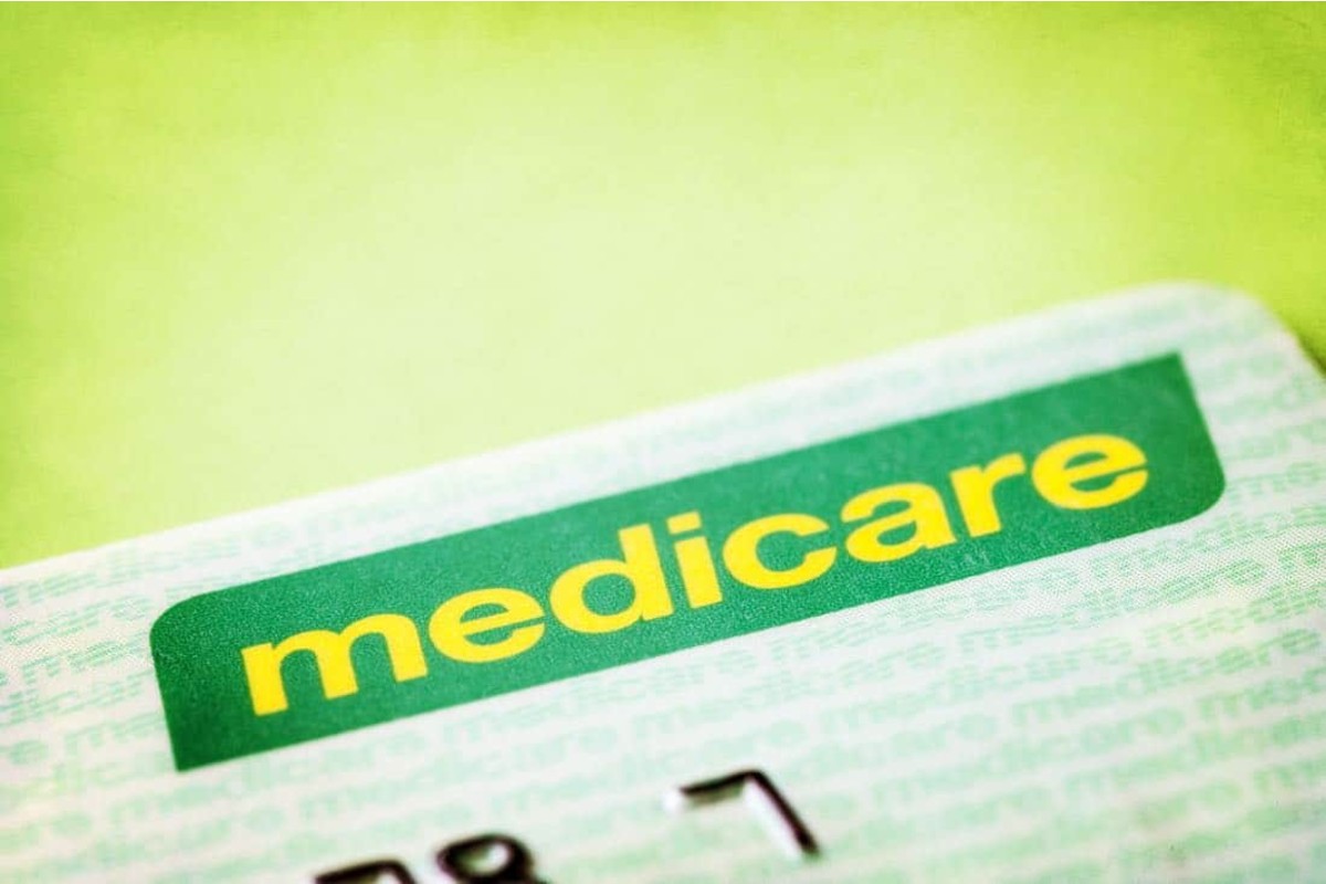 Medical health professionals condemn government for Medicare session cuts 
