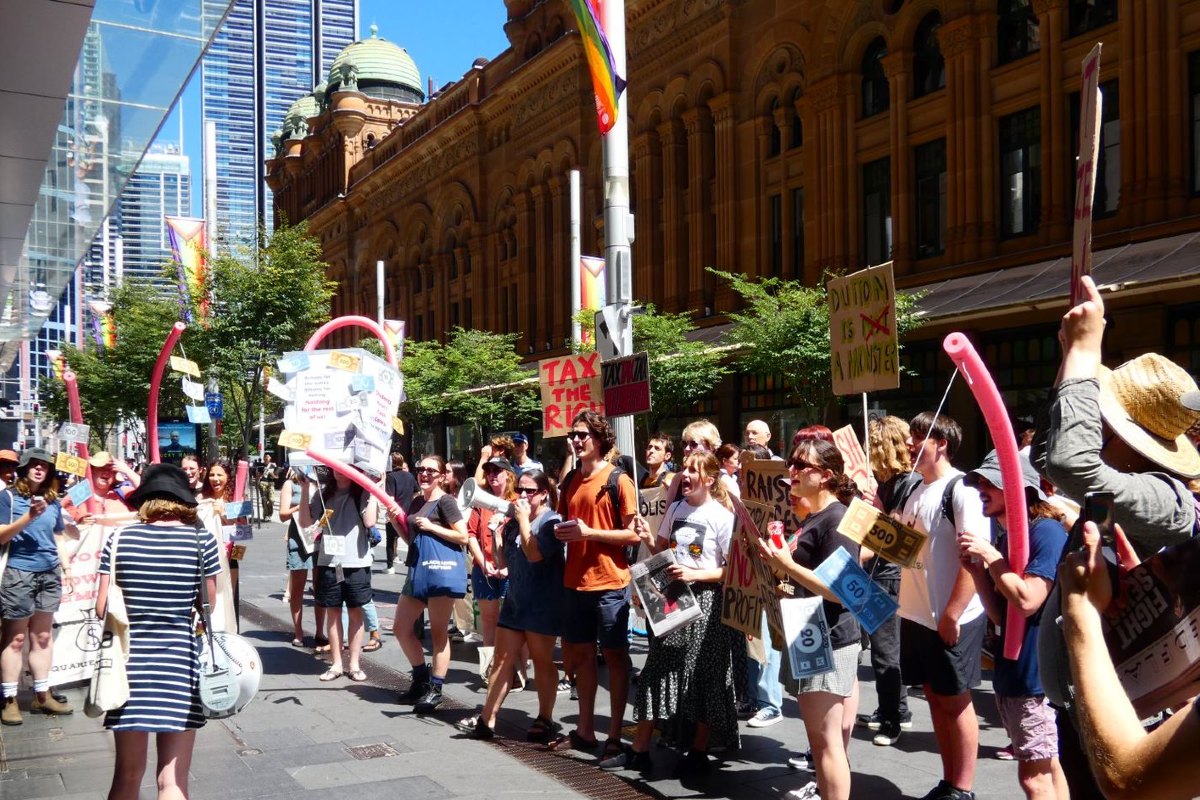 Students protest housing crisis outside Australian Financial Review Business Summit