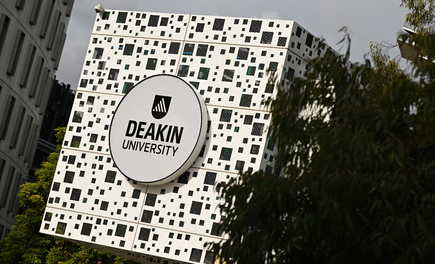“A disgrace”: Deakin University admits to multi-million dollar wage theft